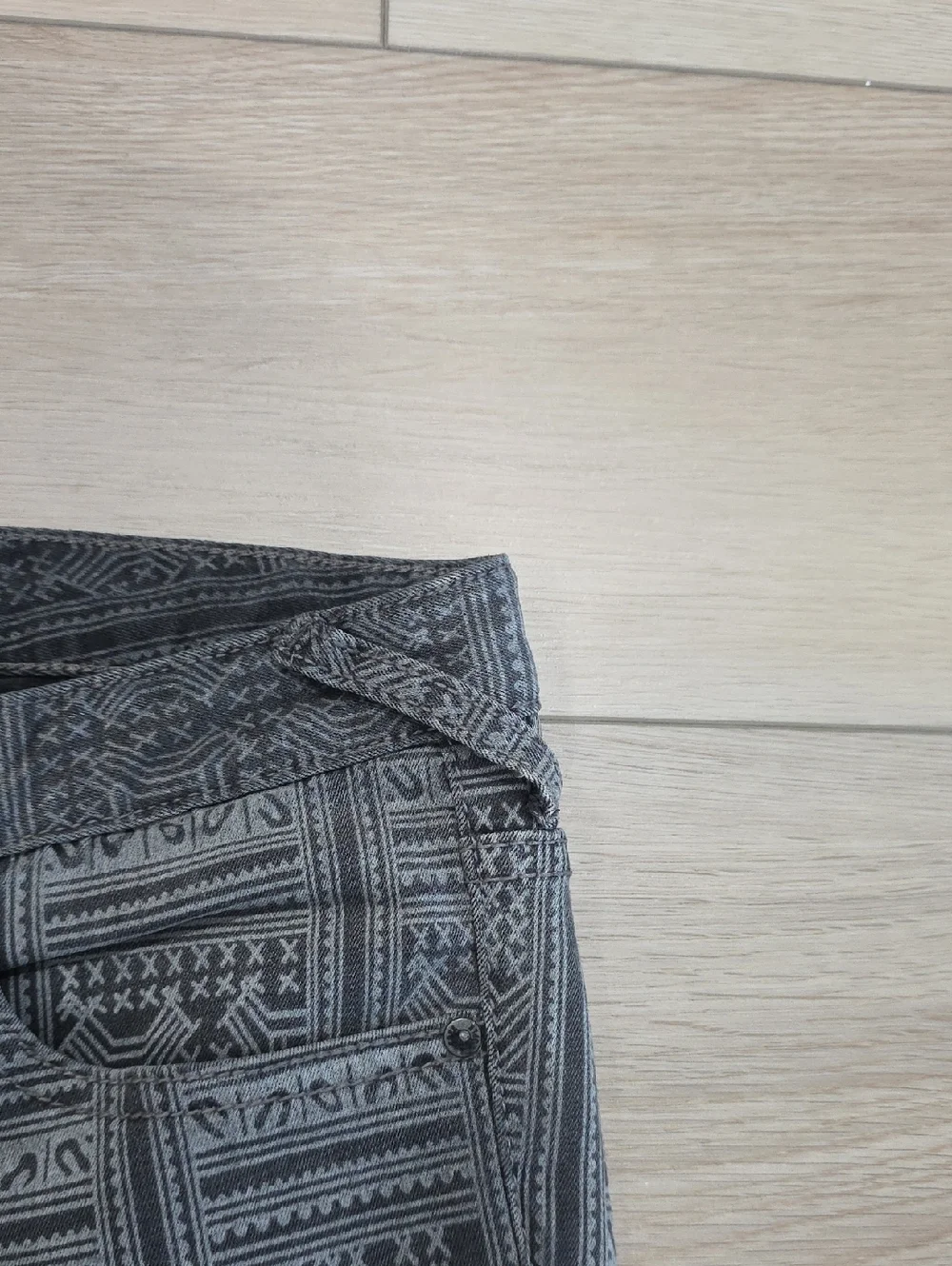 Free People Gray Patterned Slim Leg Pants